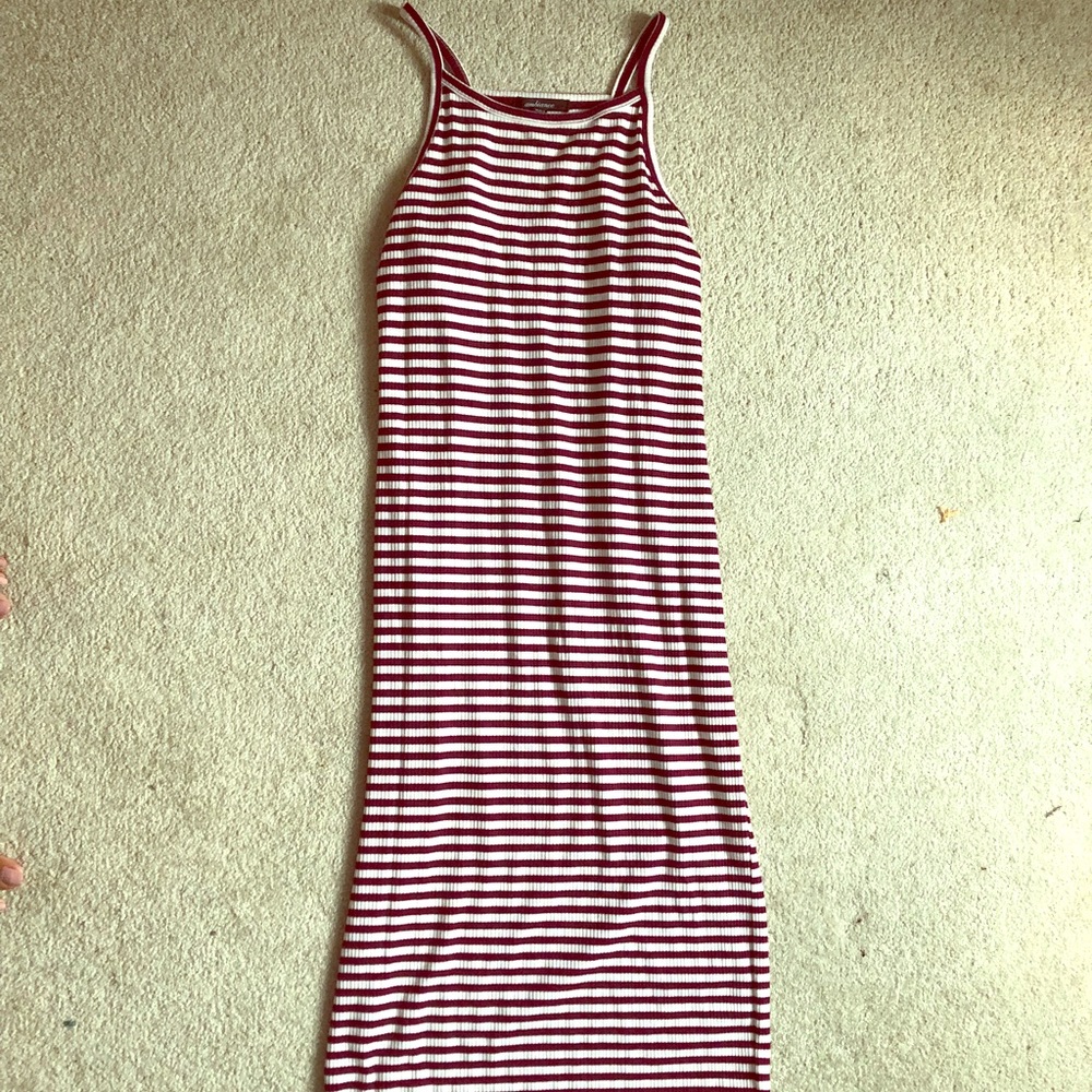 Sleeveless Midi Dress